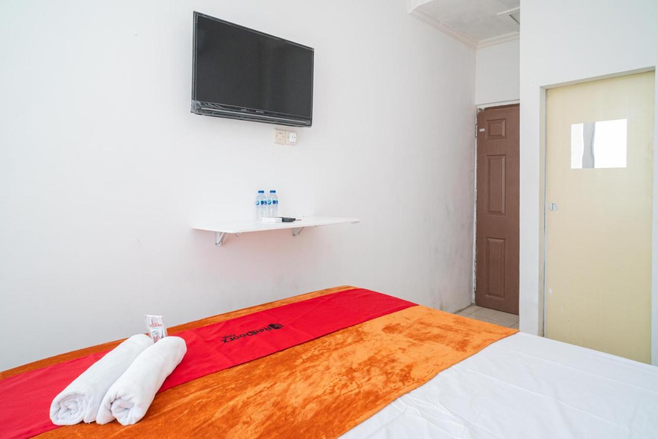 Reddoorz @ Aralia Harapan Indah Hotel Pulokendal Exterior foto